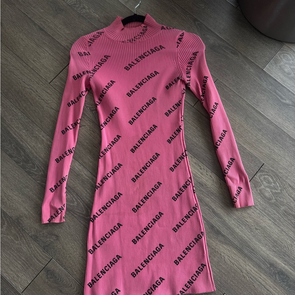 Balenciaga Logo Print Pink Long Sleeve Dress
